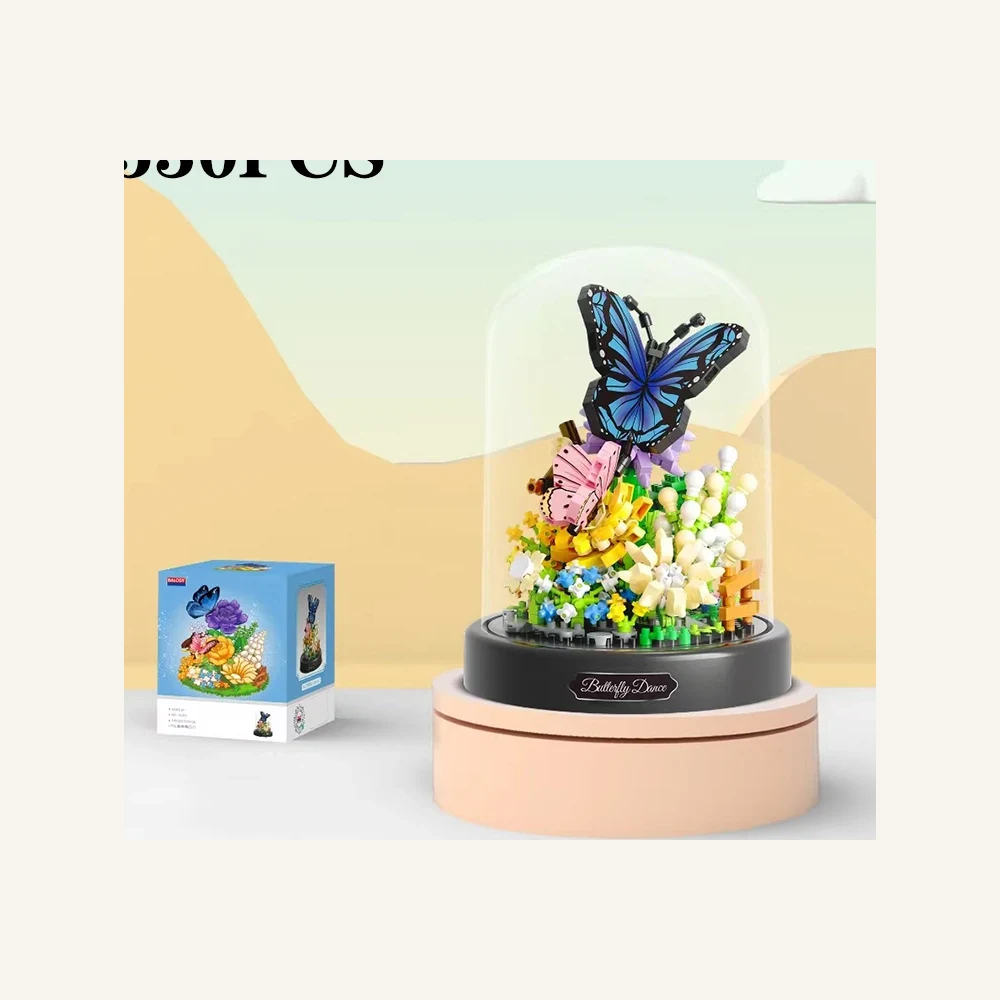 Papillon et Fleur en Briques sous Cloche - 530 pièces